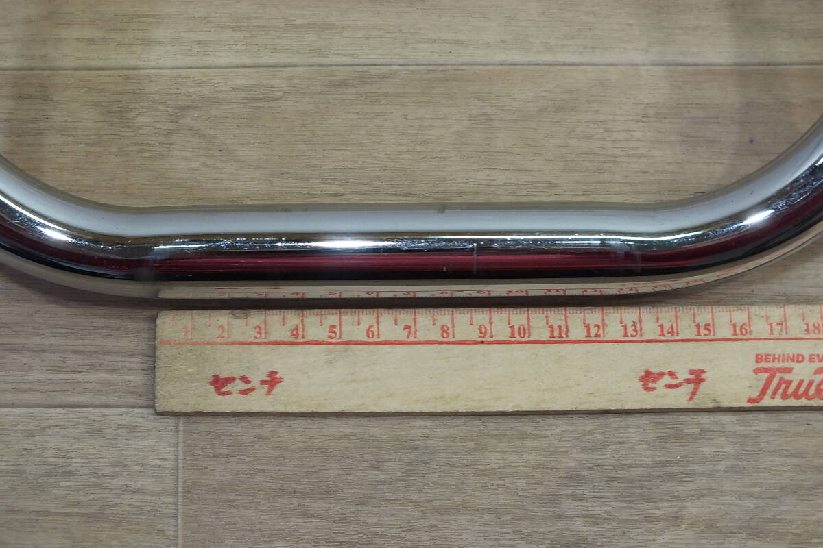 ◆ ハーレー インチ クローム社外 ワイグラ・ソフカス系・エイプ系ハンドル 幅82㎝高さ33㎝引き17㎝　ソフテイル_画像9