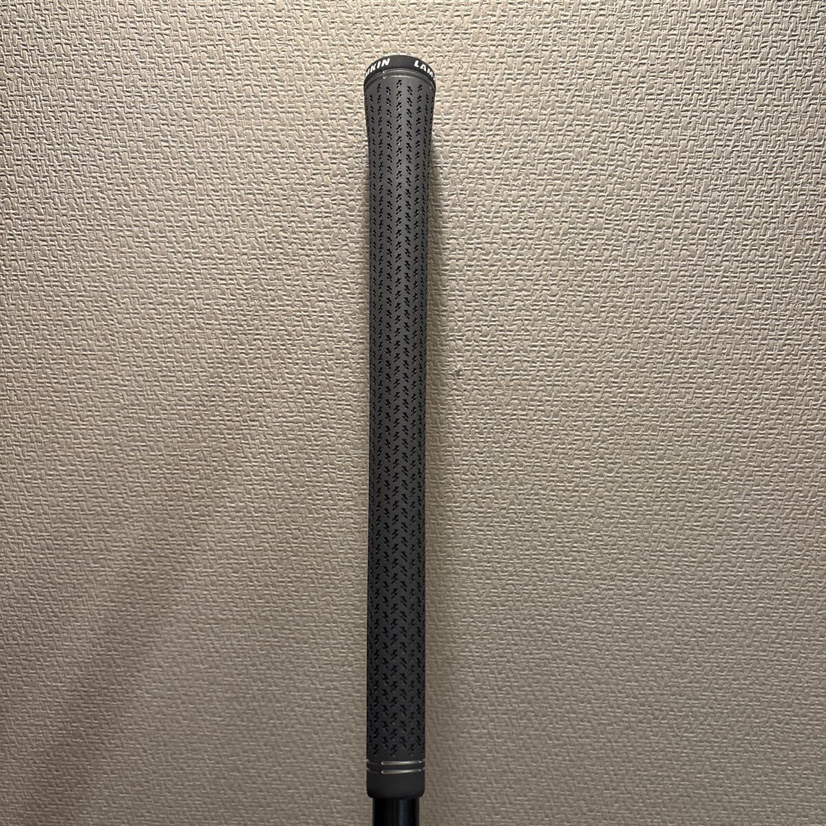 テーラーメイド　 TaylorMade Qi35 ドライバー　9度　 Diamana シルバーTM55 フレックス S 日本仕様　ほぼ新品　練習場で20球だけ　_画像6