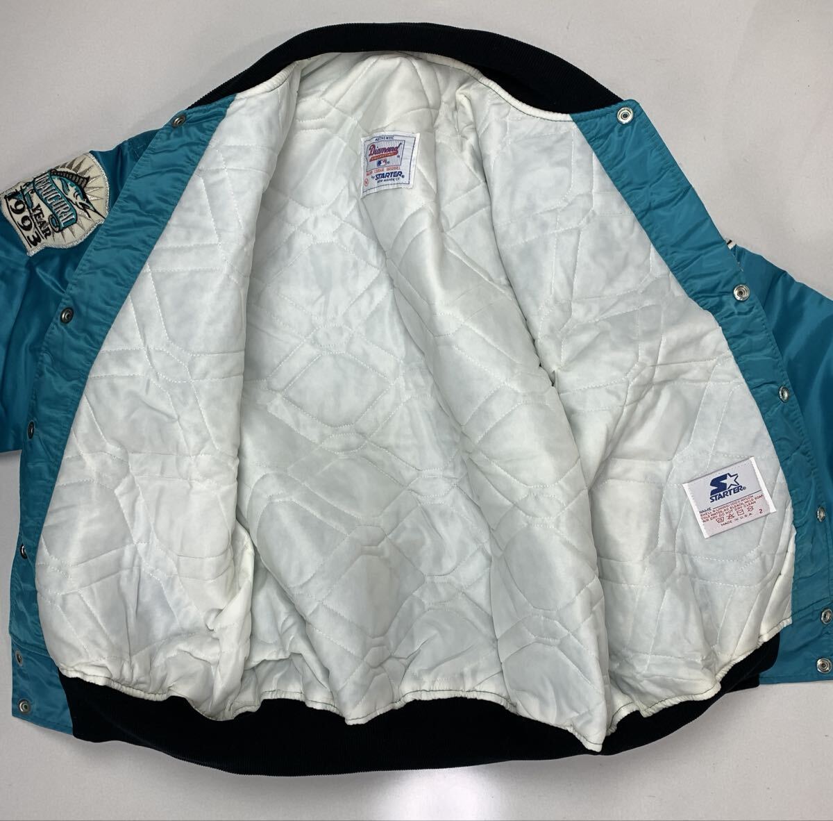 90s STARTER Mサイズ スタジャン MARLINS USA製 古着 刺繍 ターコイズ _画像4