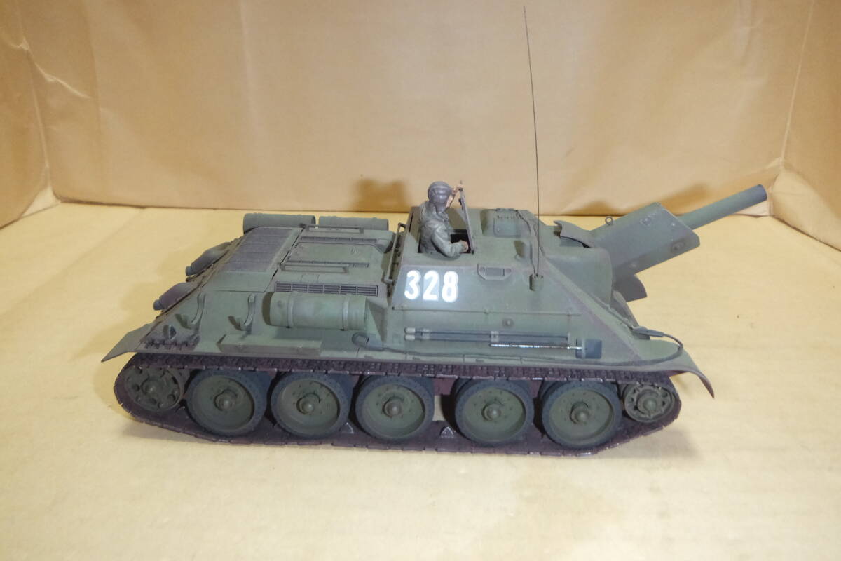 ソビエト 襲撃砲戦車 SU122　プラモデル 完成品　タミヤ？　約２３センチ_画像4