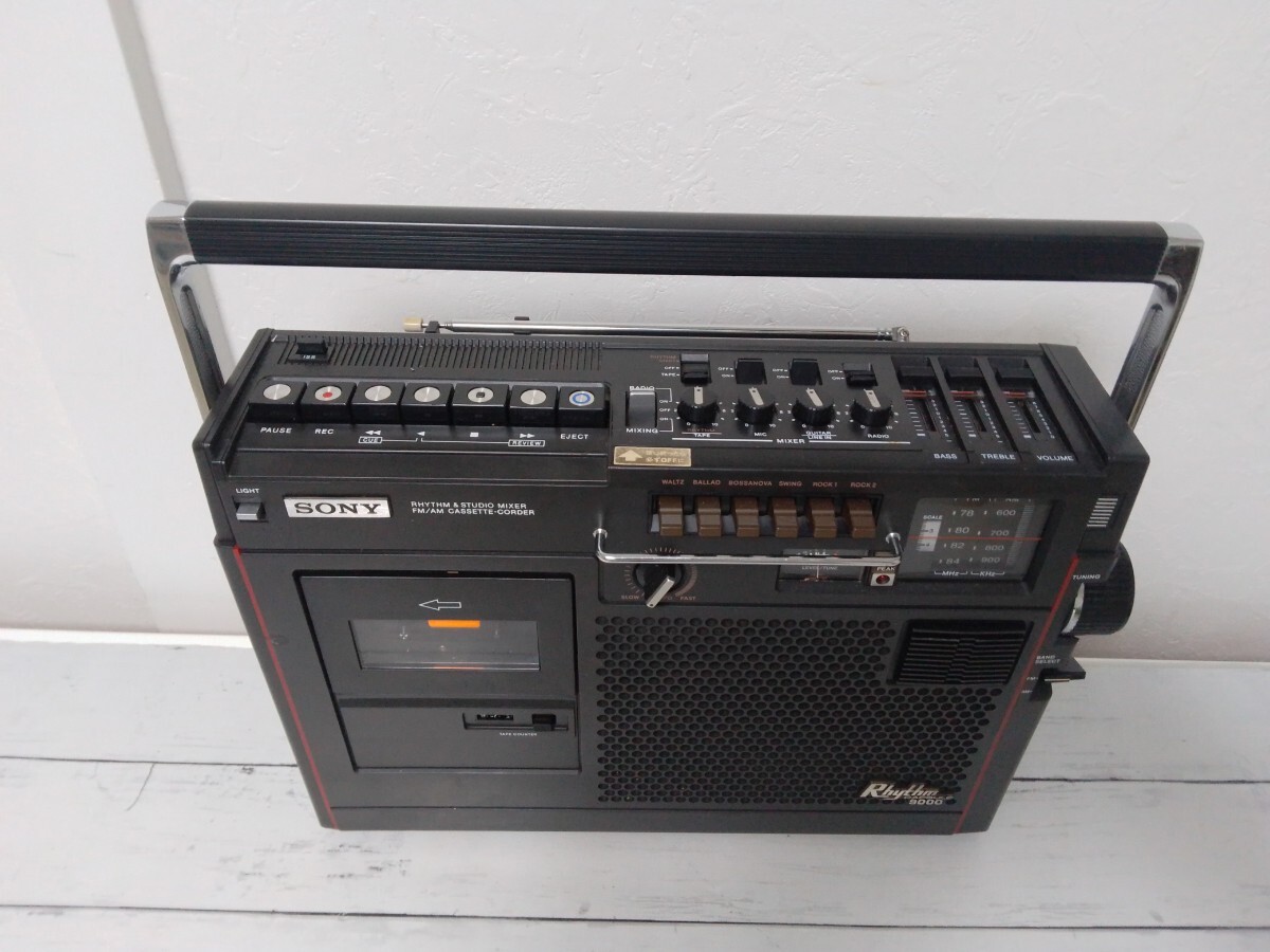 【動作確認済み】★ソニー ★SONYRhythm Capsule 9000★CF-9000★ラジオ付きカセットレコーダー★ラジカセ★レトロ★ビンテージ_画像3