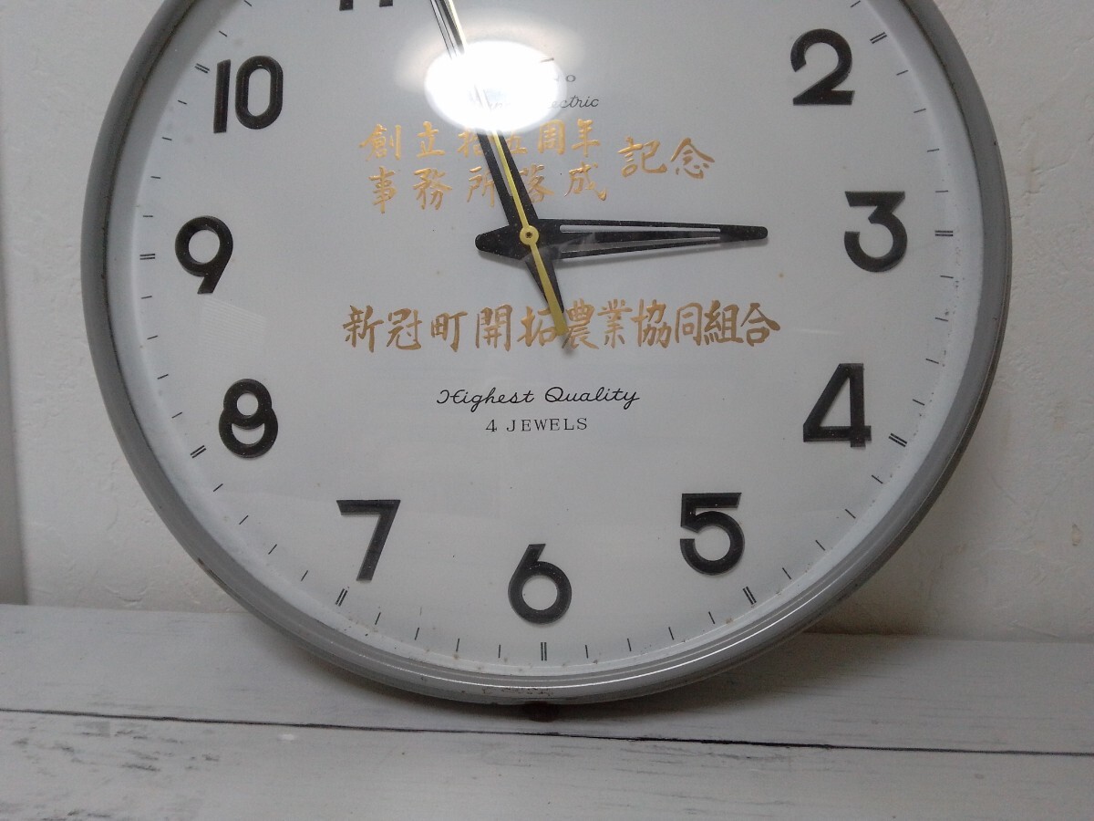 【ビンテージ】★タカノ★TAKANO★壁掛け時計★電池式★スチール★ドームガラス★レトロ★アンティーク_画像4