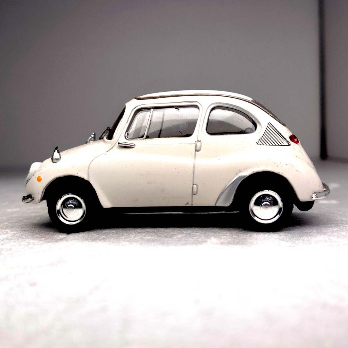 1/43 激レア NOREV ノレブ スバル 360 Subaru 360 1967 てんとう虫 JDM K car 昭和 名車 旧車 Rare 360cc Vintage car 希少車 1円〜 111204_画像3