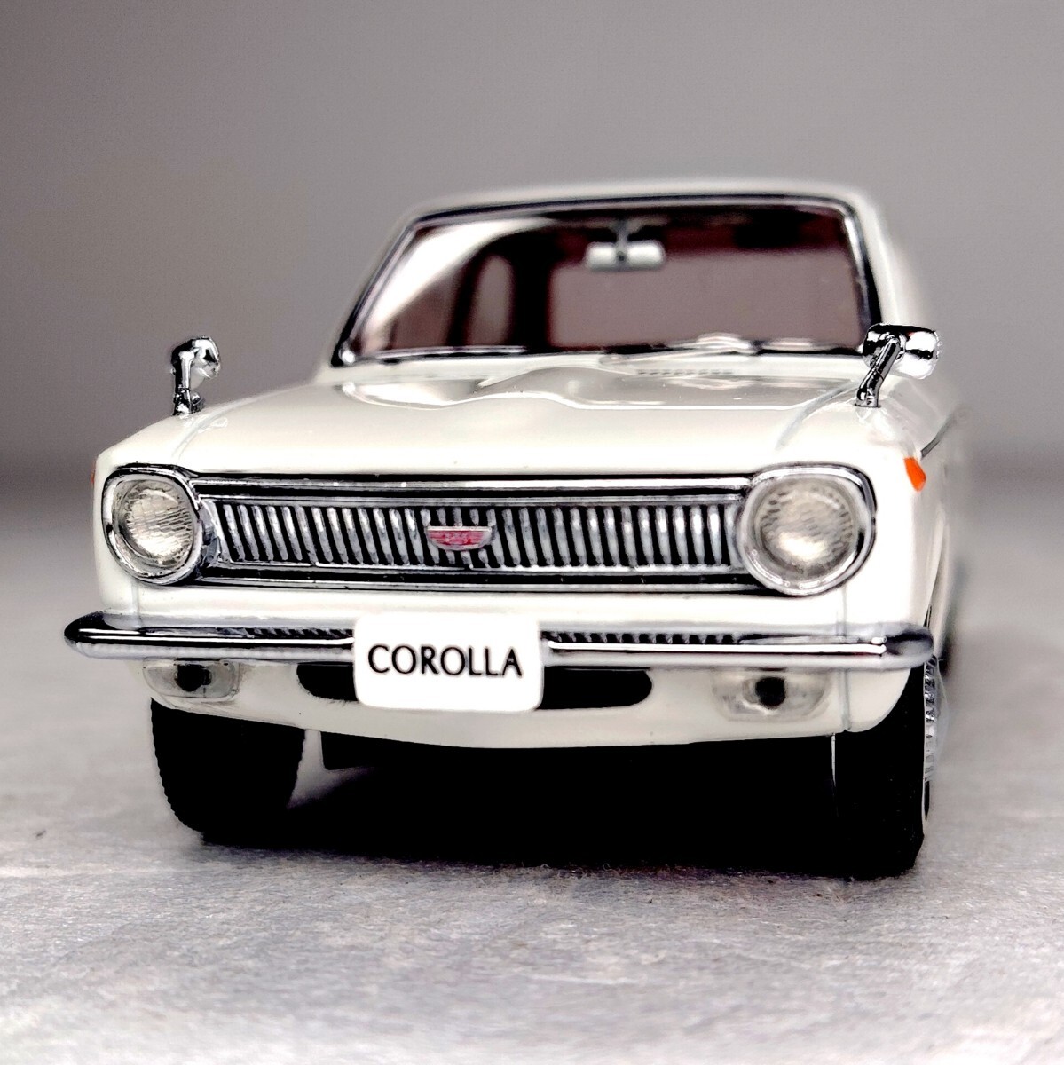 エブロ 1/43 激レア EBBRO トヨタ カローラ 1100 DX KE10 Toyota COROLLA 1966 昭和の名車 旧車 クラシック Rare Vintage 精密 1円 111224_画像1