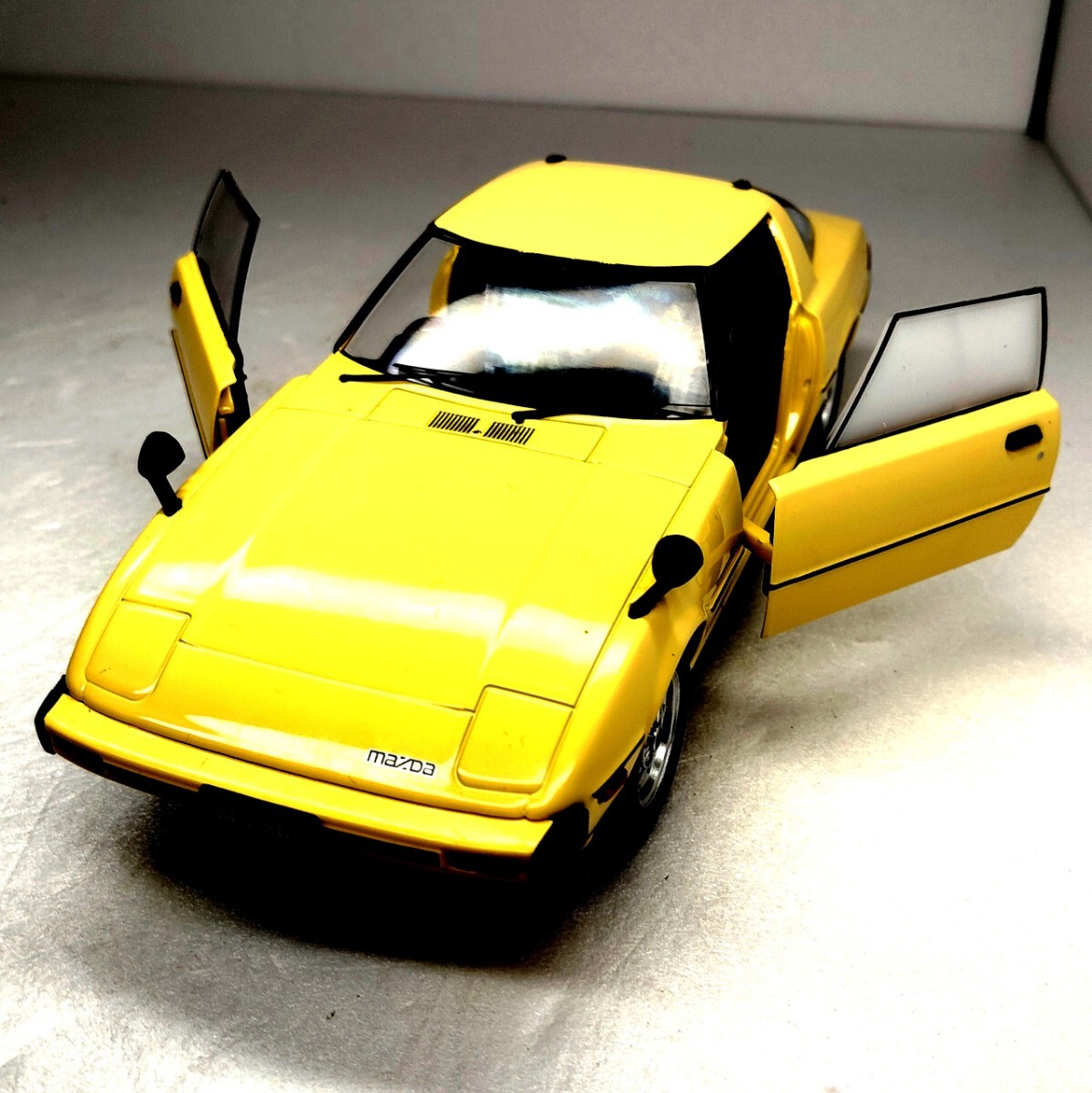 1/24 激レア ギミック有 ドア開閉 サバンナ RX7 savanna RX-7 マツダ Mazda 昭和の名車 旧車 Rotary JDM Rare 窓劣化 走り屋 1円〜 111242_画像1