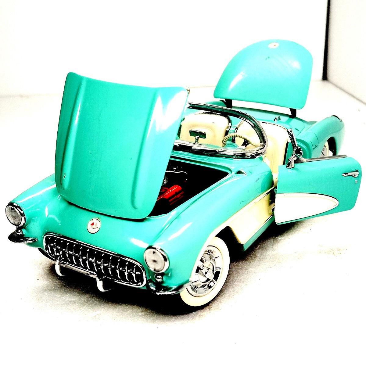 Franklin mint 1/24 激レア 精密 ギミック エンジン再現 フランクリンミント CHEVROLET シボレー コルベット Corvette C1 名車 アメ車 1円_画像2