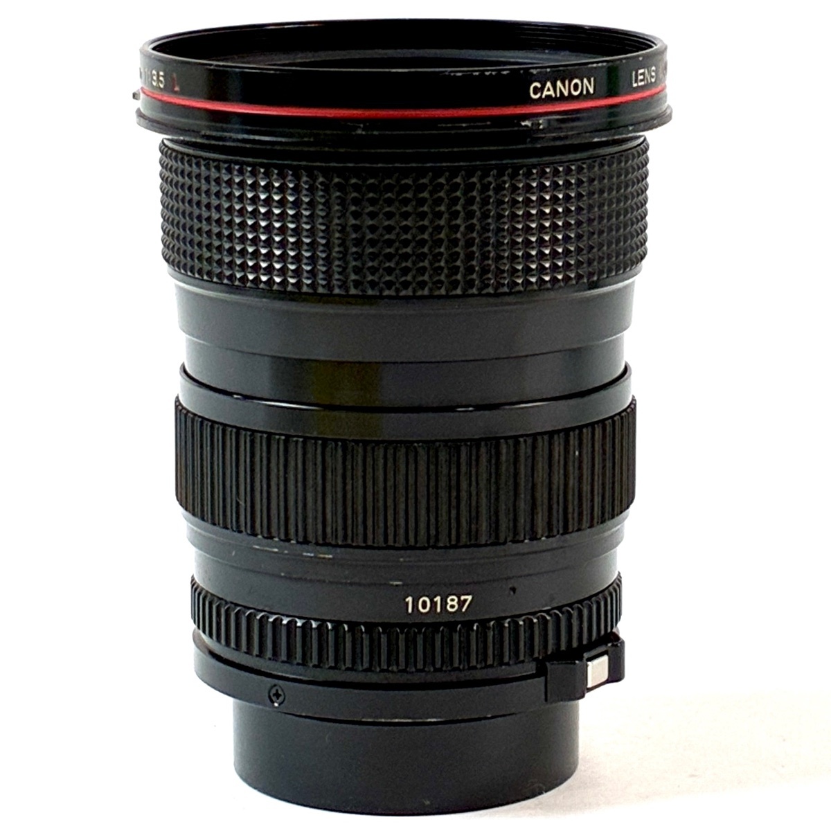 【1円】 キヤノン Canon NEW FD 24-35mm F3.5L 一眼カメラ用レンズ(マニュアルフォーカス) 【中古】_画像3