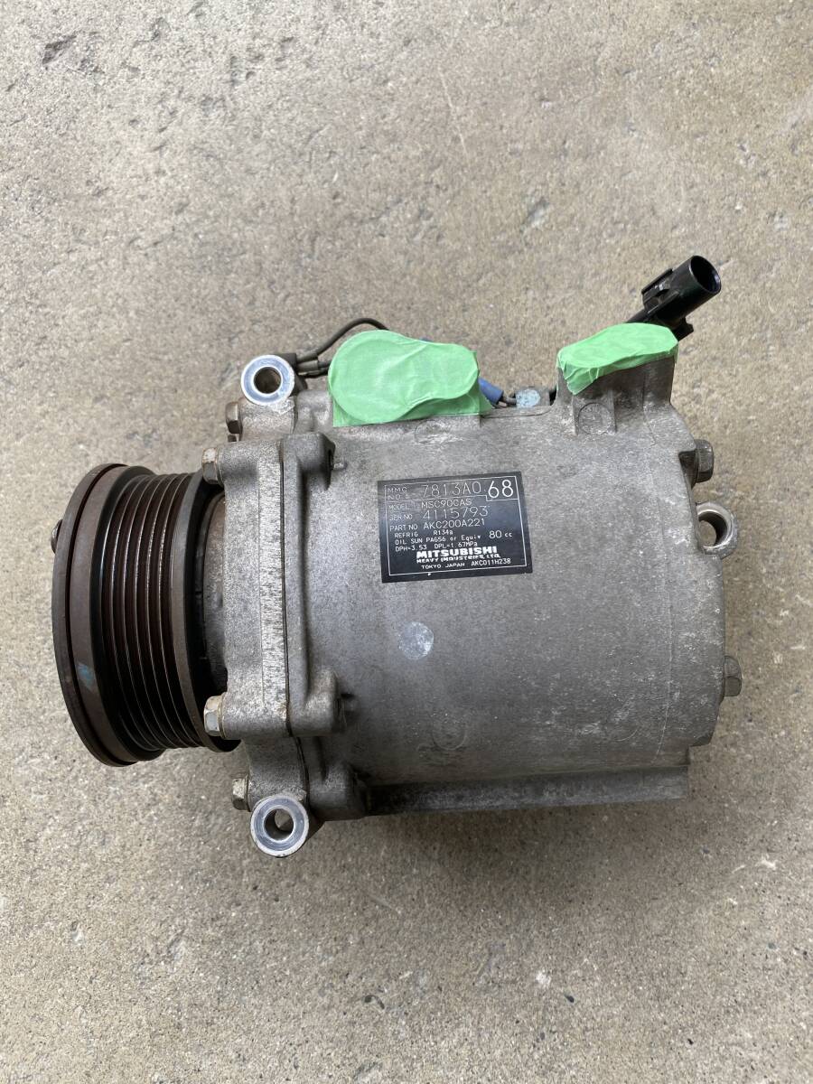 CV5W　デリカD5　エアコンコンプレッサー　2511-3356_画像1