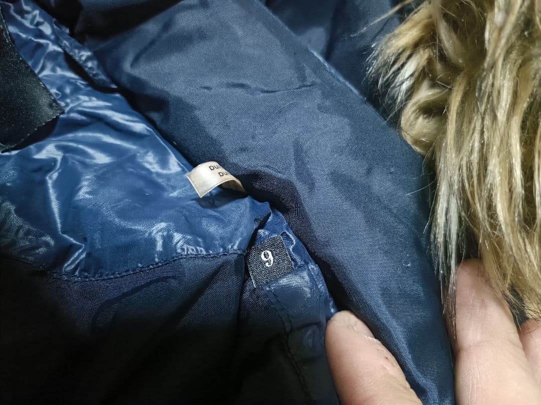 「DIESEL キッズ ダウンジャケット 6A／116cm ネイビー ロゴ入り」_画像3