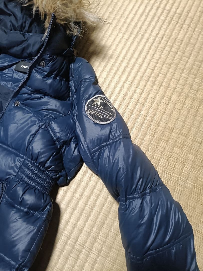 「DIESEL キッズ ダウンジャケット 6A／116cm ネイビー ロゴ入り」_画像7