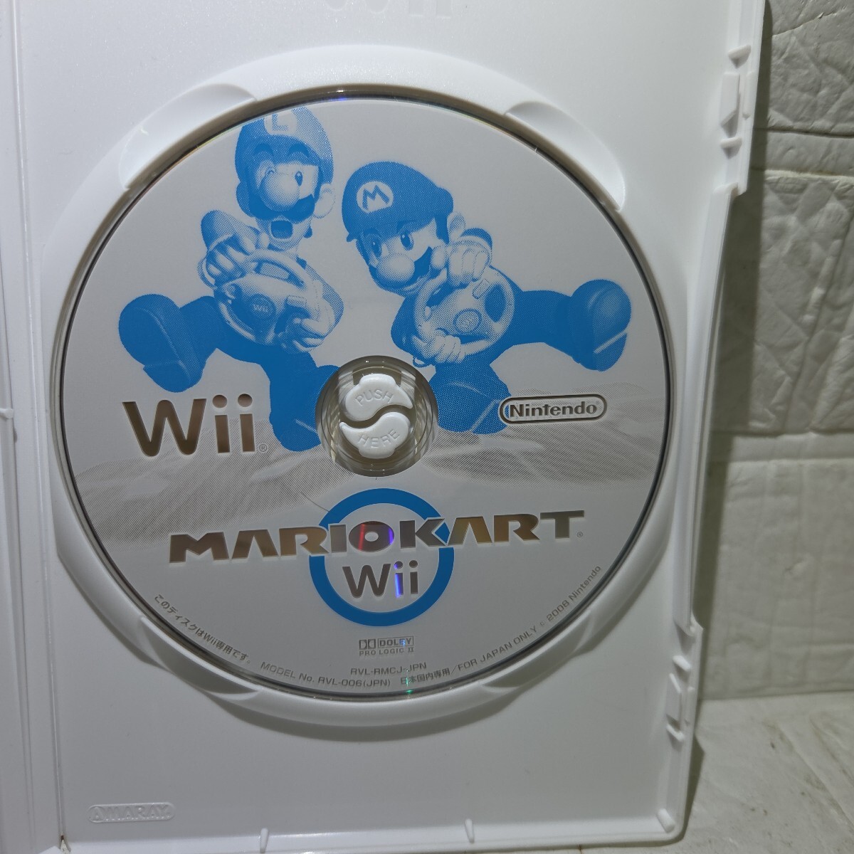 空箱として販売 ソフトはオマケ 取扱説明書なし マリオカートWii動作未確認ジャンクです。_画像3