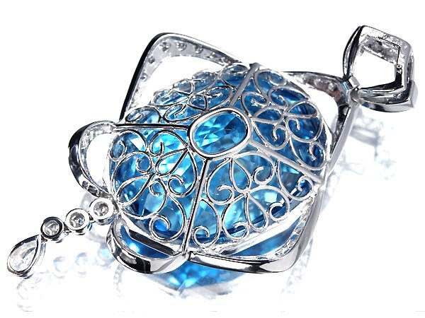 IML17220S【1円～】新品【RK宝石】≪Topaz≫ 極上ブルートパーズ 超特大30.85ct!! 極上ダイヤモンド 1.07ct Pt900 超高級ペンダントヘッド_画像3