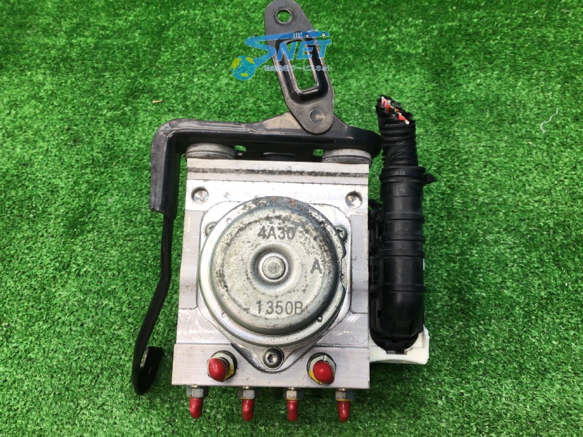 ヴェゼル ハイブリッドX RU3 ABSアクチュエーター 57110-T7B-J53 57110-T7B-J54 T7BJ5 4A30A-0985 7AB1F 動作未テスト_画像2