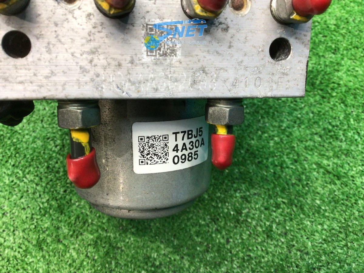 ヴェゼル ハイブリッドX RU3 ABSアクチュエーター 57110-T7B-J53 57110-T7B-J54 T7BJ5 4A30A-0985 7AB1F 動作未テスト_画像5