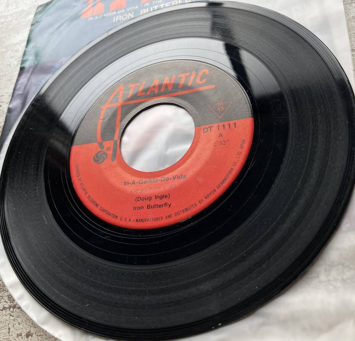 希少 ペラEP アイアン・バタフライ IRON BUTTERFLY ガダ・ダ・ヴィダ IN A GADDA DA VIDA DT-1111_画像5