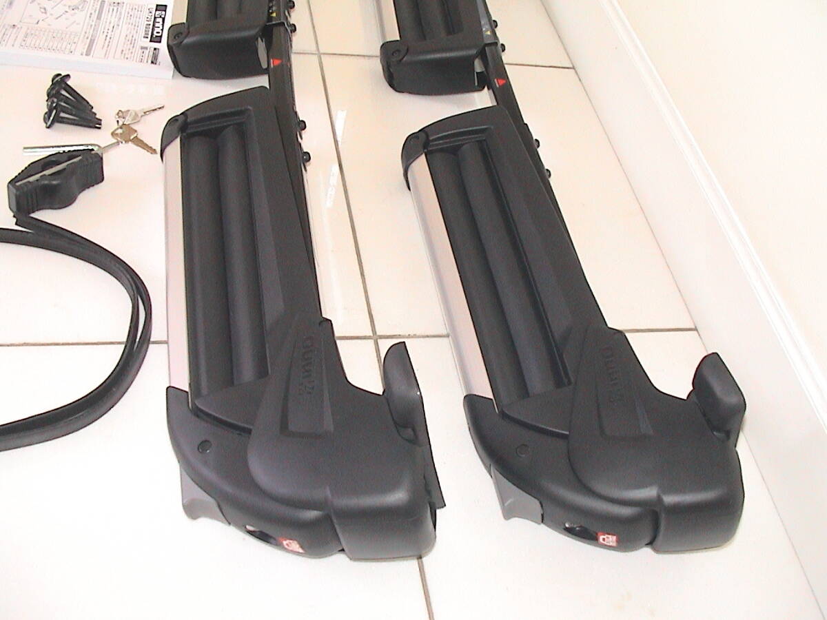 334[ хорошая вещь ]INNO* двойной угол UK729* наклонный в машине / с ключом /USED