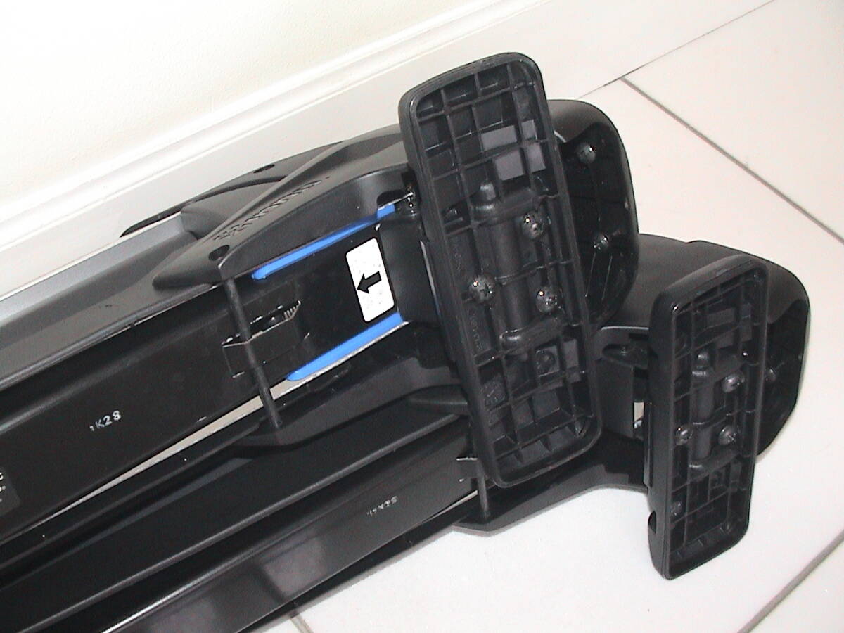 334[ хорошая вещь ]INNO* двойной угол UK729* наклонный в машине / с ключом /USED