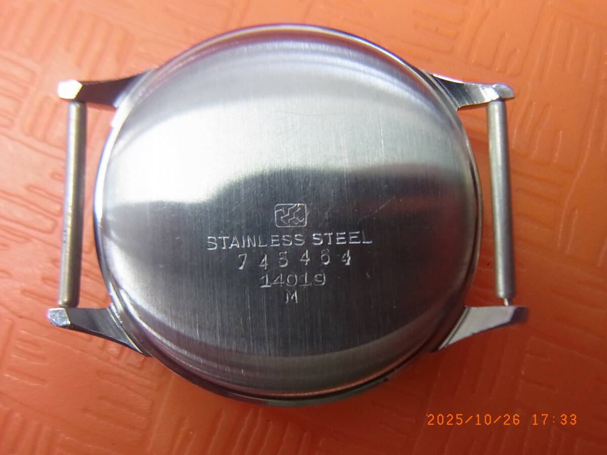 【C00８】未使用　セイコーマーベル１７石用　風防付きケース　_画像2