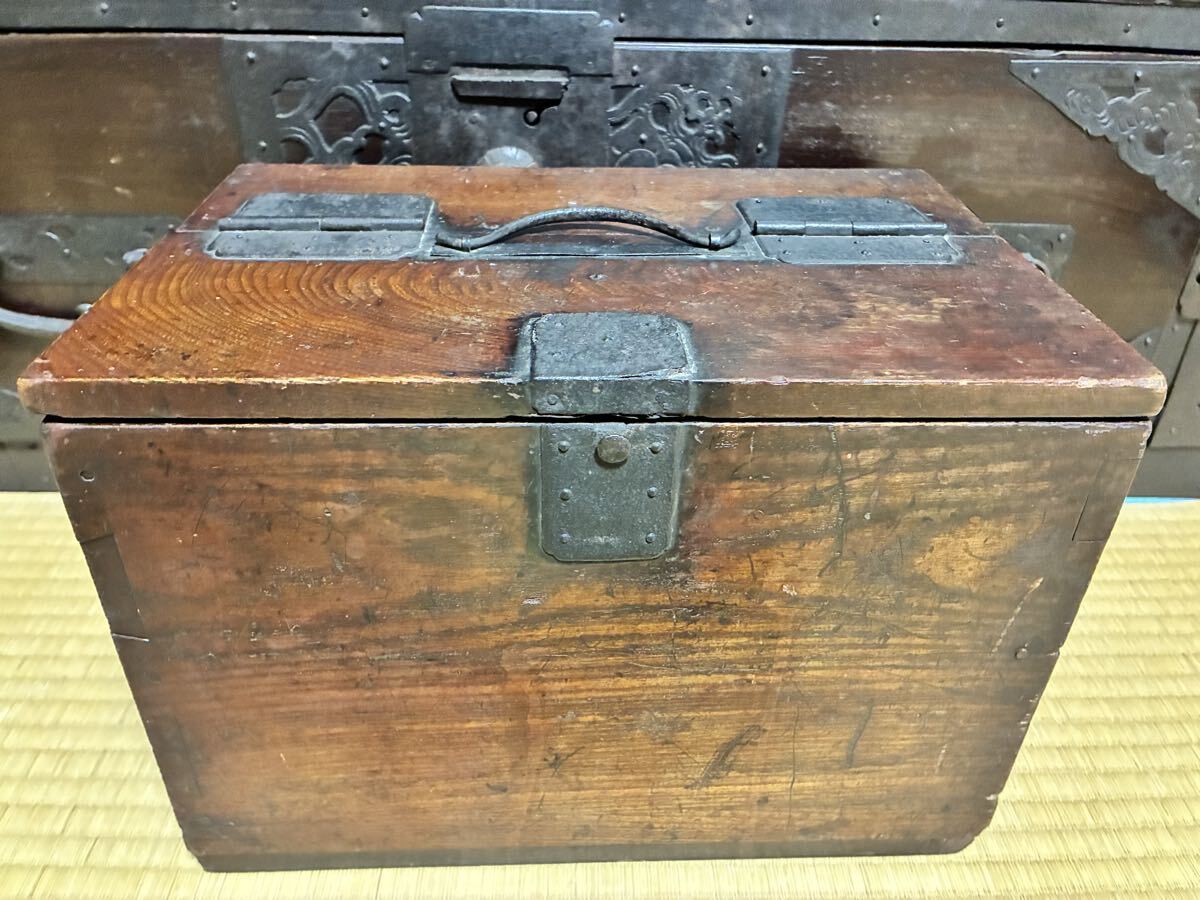 懸硯箱　引出付　江戸時代　約33cmx約22cm 高さ約24cm 船箪笥 和箪笥 小箪笥_画像2
