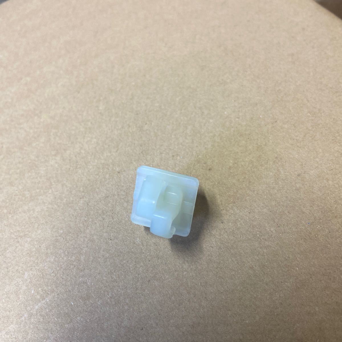 ボンネット ブラケット キャッチャー ランクル70 ランドクルーザー70 トヨタ 純正 78 プラド 71 72 73 74 75 76 79 HZJ PZJ 40 50 60 80 _画像4