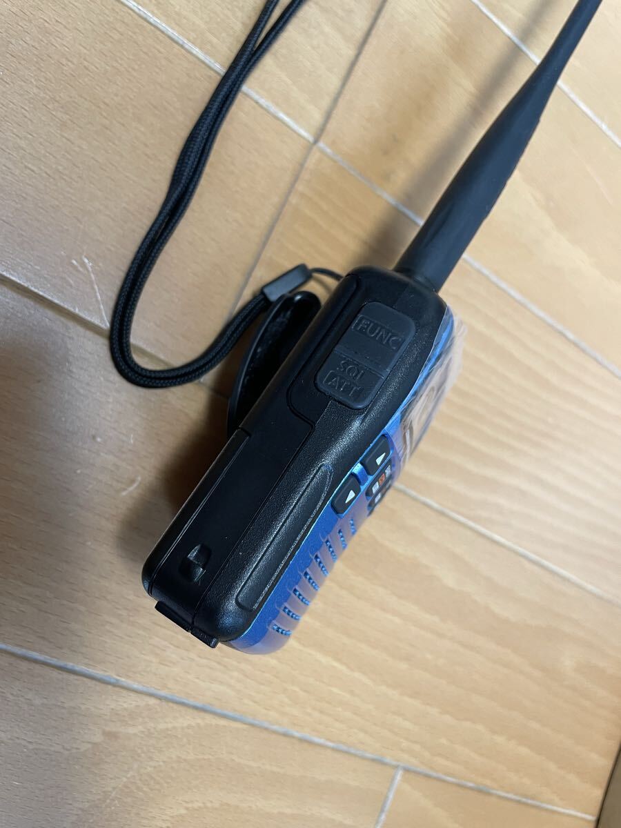  Icom icom широкий obi район портативный ресивер IC-R6 широкий obi район приемник металлик голубой гарантия осталось 10. месяц иметь мягкий чехол есть как новый 