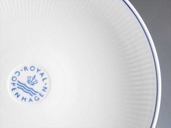ロイヤルコペンハーゲン ブルーライン ペア ラウンド ディッシュ プレート 大皿 25cm 2枚 k349_画像2