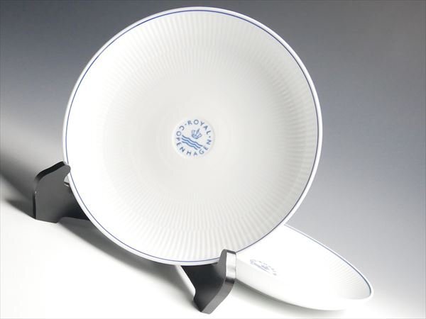 ロイヤルコペンハーゲン ブルーライン ペア ラウンド ディッシュ プレート 大皿 25cm 2枚 k349_画像1