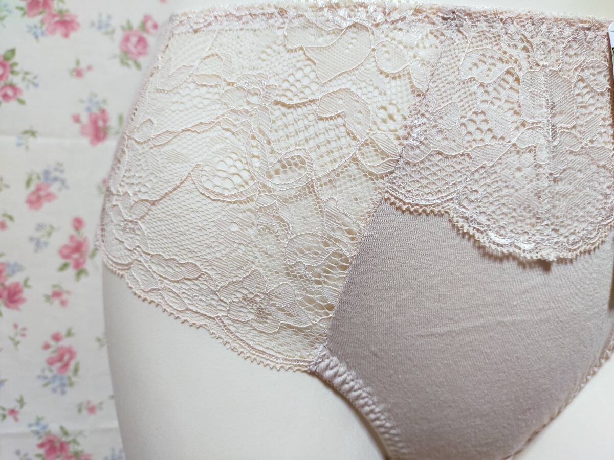 ★ATSUGI FLEEIA　アツギ　LLサイズ　未使用★　やわらか　デイリーショーツ　Hサーモン♪　【保管品　未使用】_画像2