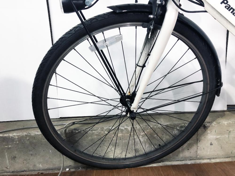 地域限定送料無料★美品 中古★Panasonic パナソニック 電動アシスト自転車 VELO-STAR ベロスター ホワイト【BE-ELVS772F】FRQ4_画像4