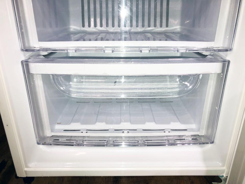  бесплатная доставка *2024 год производства * первоклассный очень красивый товар б/у * Mitsubishi 121L ширина 48cm. compact проект! вентилятор тип .. брать . не необходимо! 1 дверь морозилка [MF-U12H-W]FSEN