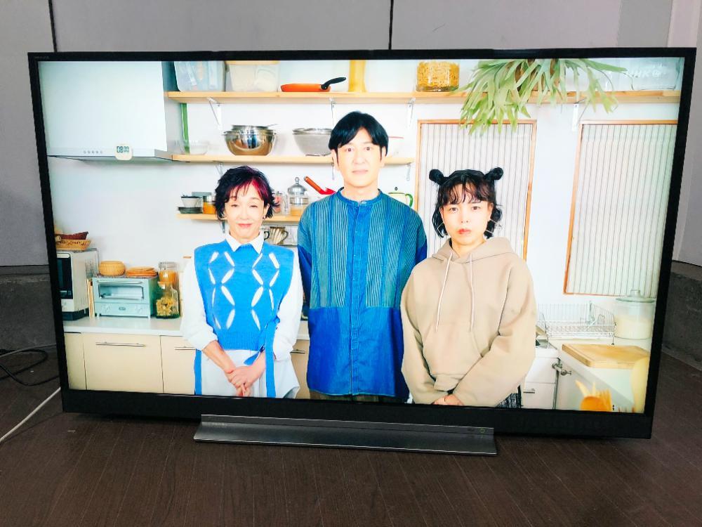 地域限定送料無料★極上超美品 中古★東芝 49V型「REGZA」重低音「BAZOOKA」搭載！4K対応 液晶テレビ【49BZ710X】FUD7_画像2