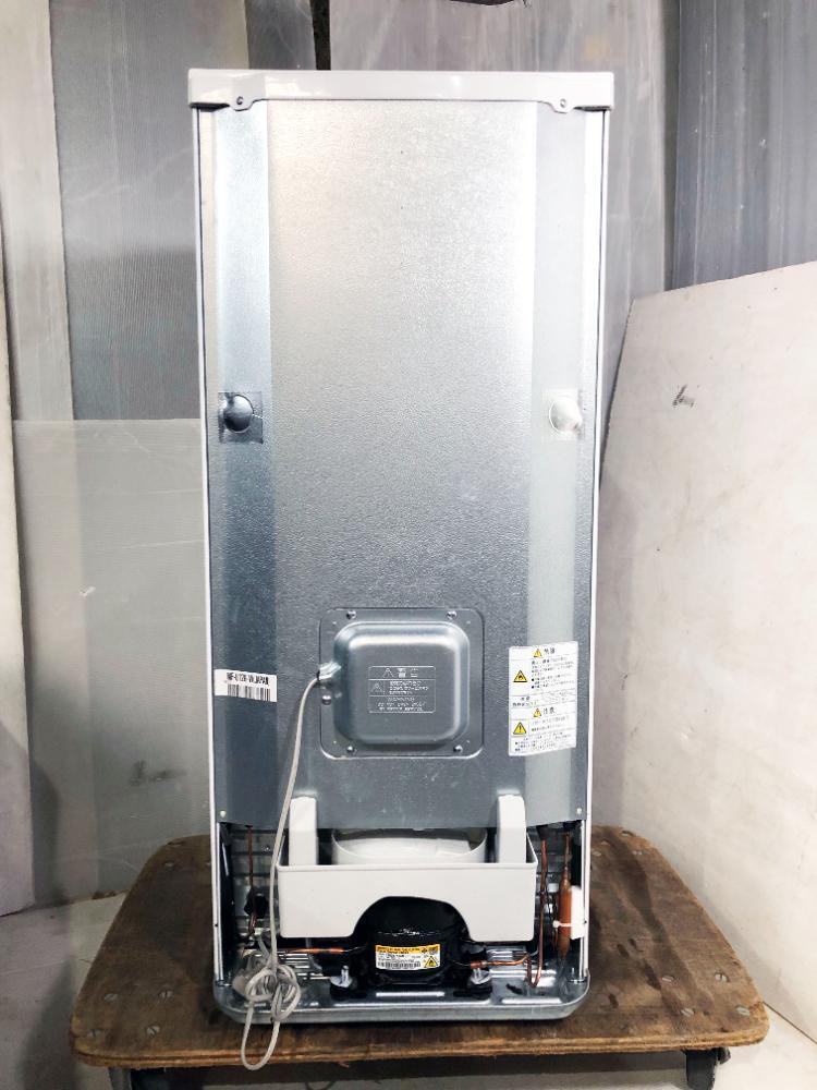  бесплатная доставка *2024 год производства * первоклассный очень красивый товар б/у * Mitsubishi 121L ширина 48cm. compact проект! вентилятор тип .. брать . не необходимо! 1 дверь морозилка [MF-U12H-W]FSEN