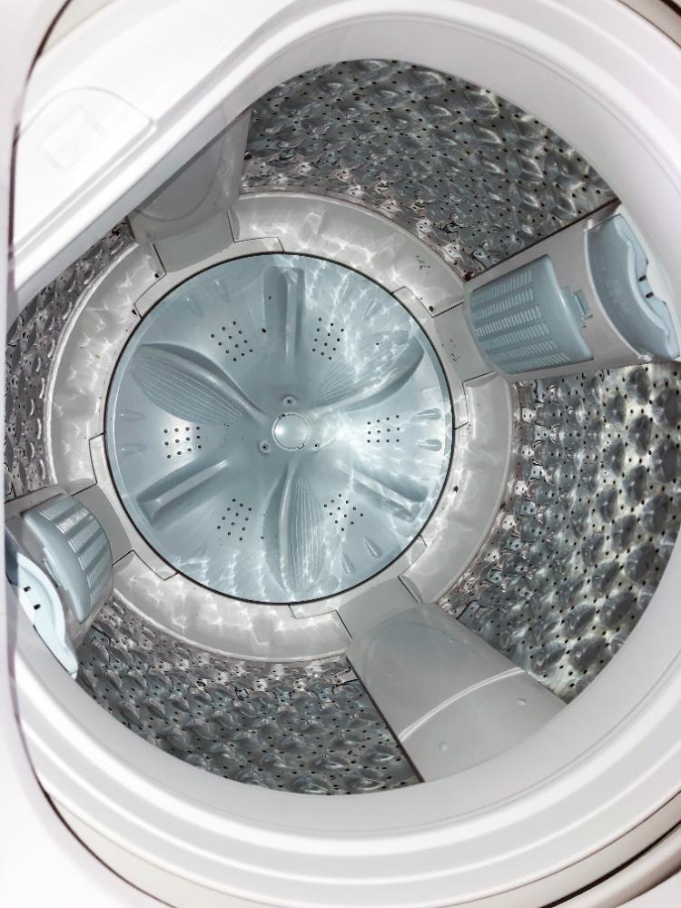 送料無料★2023年製★極上超美品 中古★東芝 7㎏ 浸透力×洗浄力で、繊維の奥からまっ白! Wシャワー洗浄 洗濯機【AW-700Z2】FSLN_画像6