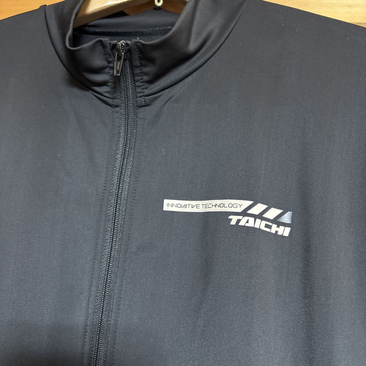 TAICHI タイチインナー　XL ブラック ライダースインナーシャツ　　バイクウェア　 スポーツインナー_画像2