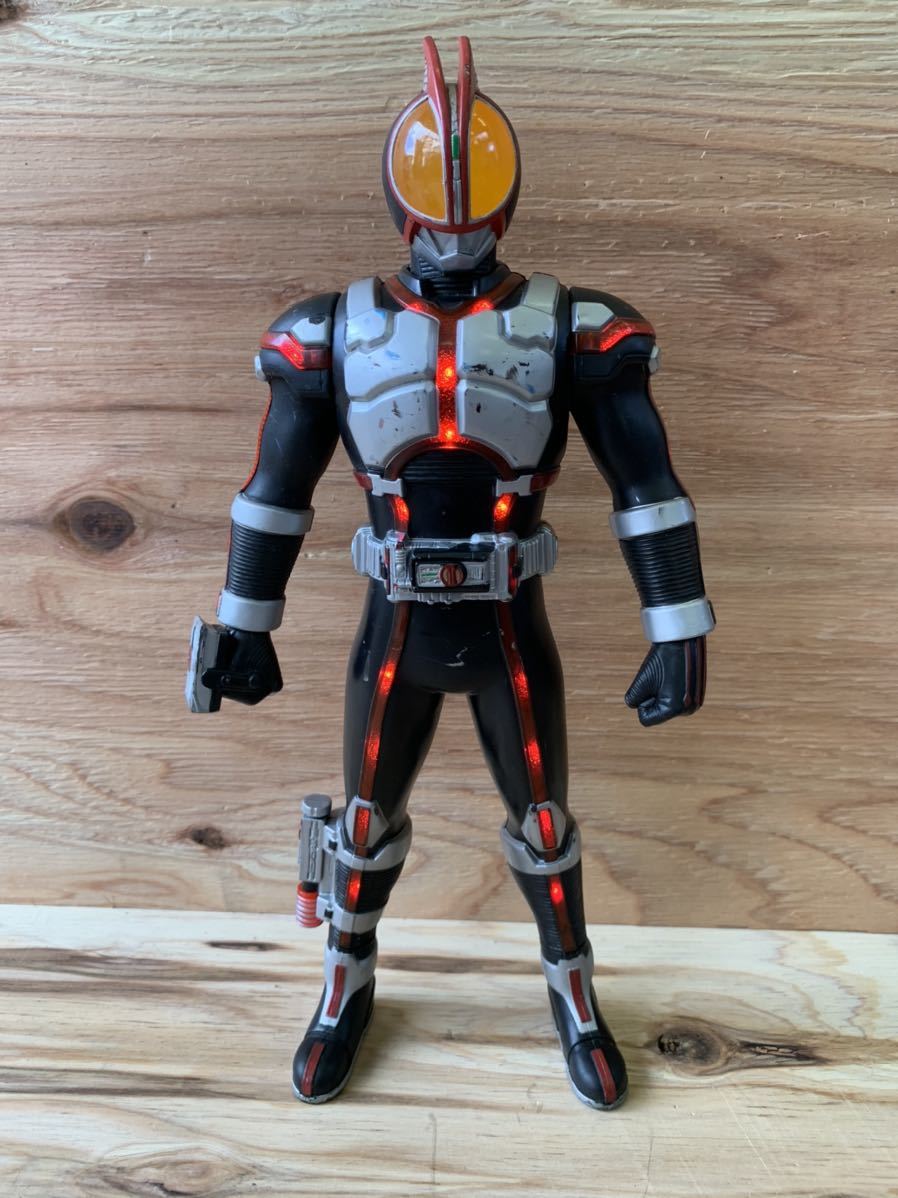 ヤフオク 仮面ライダーファイズ 555 大型 フィギュア 発 ヤフオク 仮面ライダーファイズ 555 大型 フィギュア 発