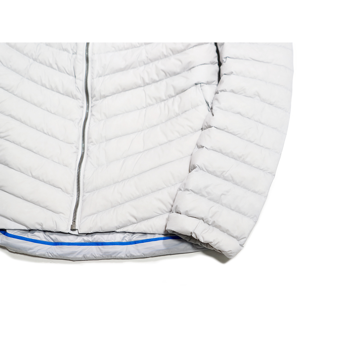 新品本物 USA購入】Mammut マムート□ ALVRA LIGHT IN HOODED 新品本物 USA購入】Mammut マムート□ ALVRA LIGHT IN HOODED
