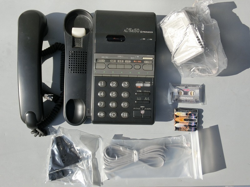 中古 Pioneer パイオニア 留守番電話機 TF-A50 ダイヤル回線 通話確認のみ・ジャンク扱い 平成2年購入？ カセットテープ付_画像1