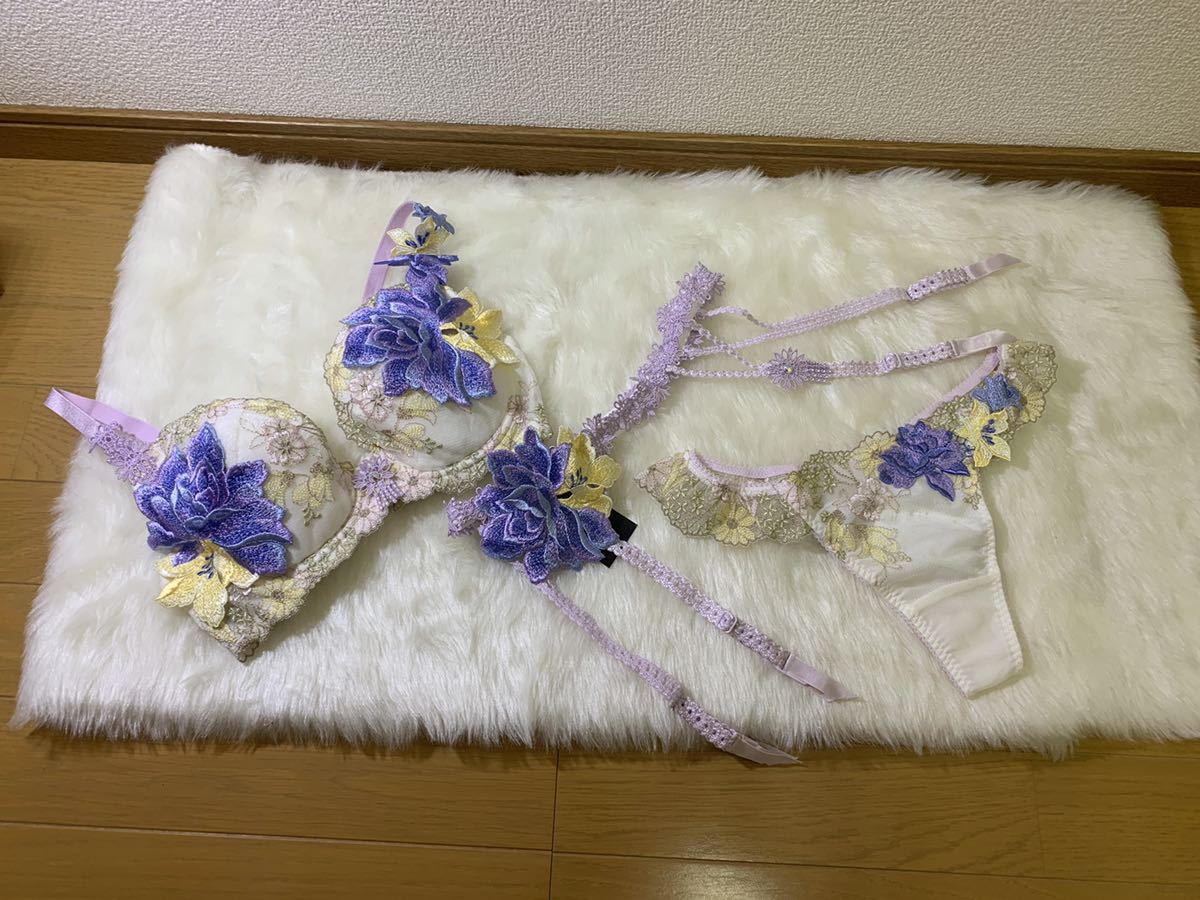 サルート 74 グループ 秋の七草 プレステージ F65ブラ ソングM