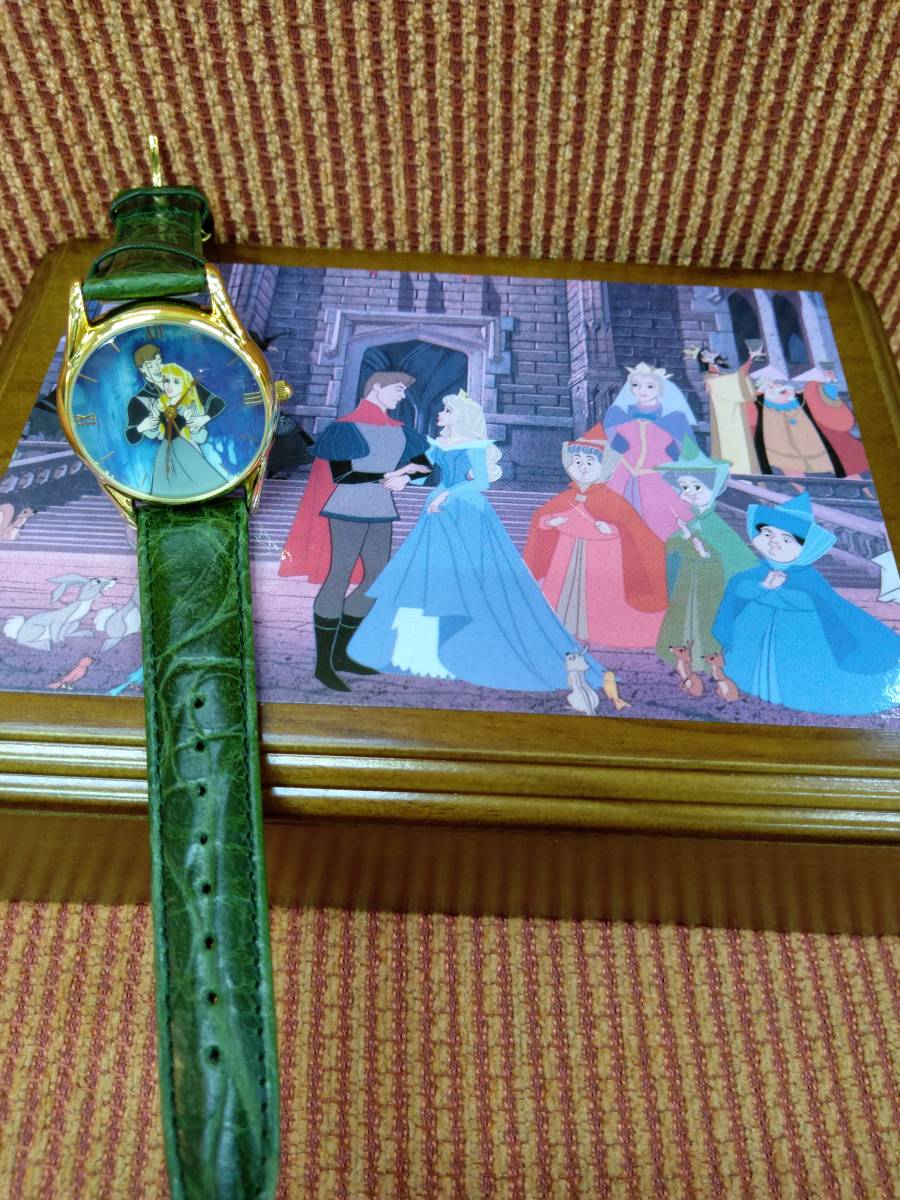 気質アップ】 眠れる森の美女 オーロラ姫 腕時計 オルゴールケース付 