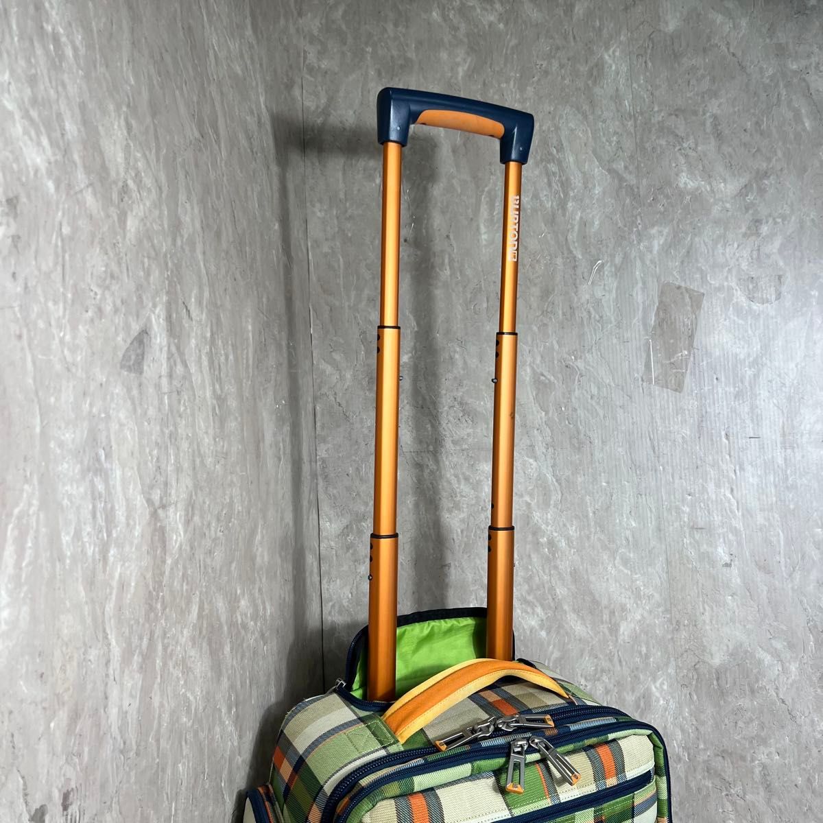 希少品 BURTON WHEELIE FLYER 30L 機内持込 総柄 スーツケース