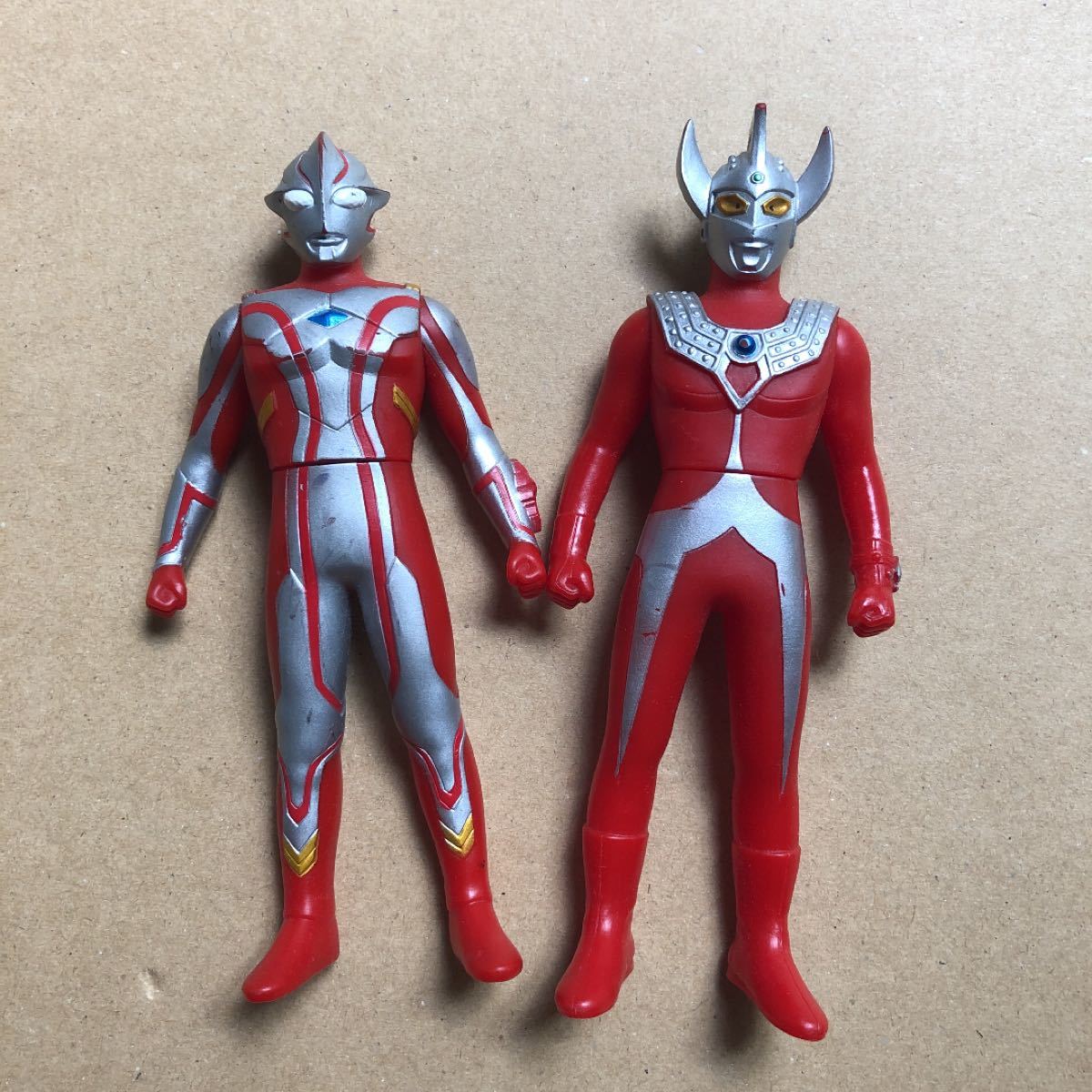 Paypayフリマ ウルトラマン ソフビ人形 二体 Paypayフリマ ウルトラマン ソフビ人形 二体