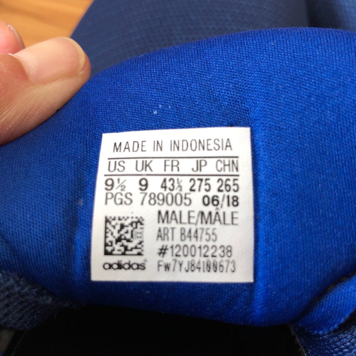 adidas アディダス  ランニングシューズ　27.5cm  ブルー