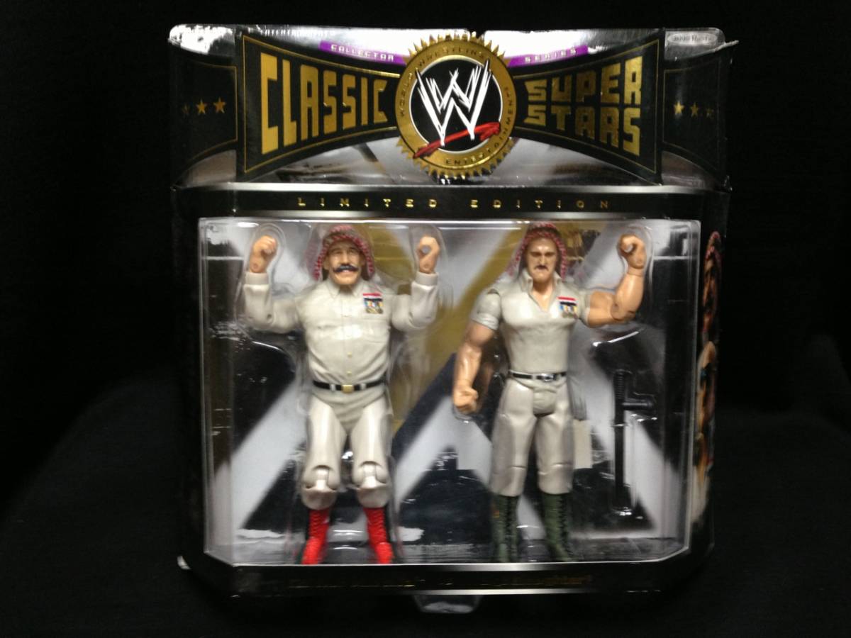 JAKKS：WWE Classic Superstars 2Pack Series 4 サージェント・スローター＆コロネル・ムスタファ＜アイアン・シーク＞（未開封品）