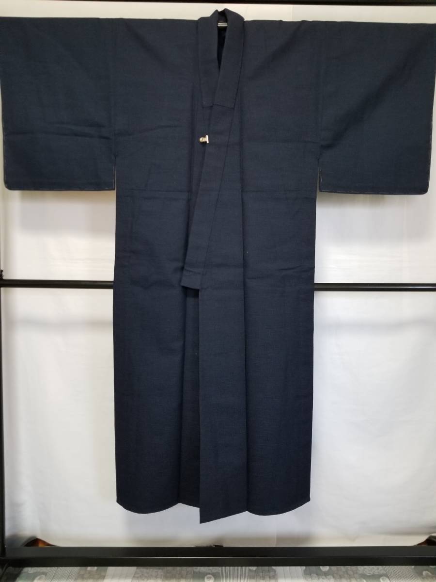 最安挑戦 徳紳士物 期間限定 値下げ10 丈134 裄68 新品同様品 西陣織 ウ ル A S 濃い紺色地に 濃い紺色と藍色糸の節糸織 Www Isole Greche Com 最安挑戦 徳紳士物 期間限定 値下げ10 丈134 裄68 新品同様品 西陣織 ウ ル A S 濃い紺色地に 濃い紺色と藍色糸の節糸織 Www Isole Greche Com