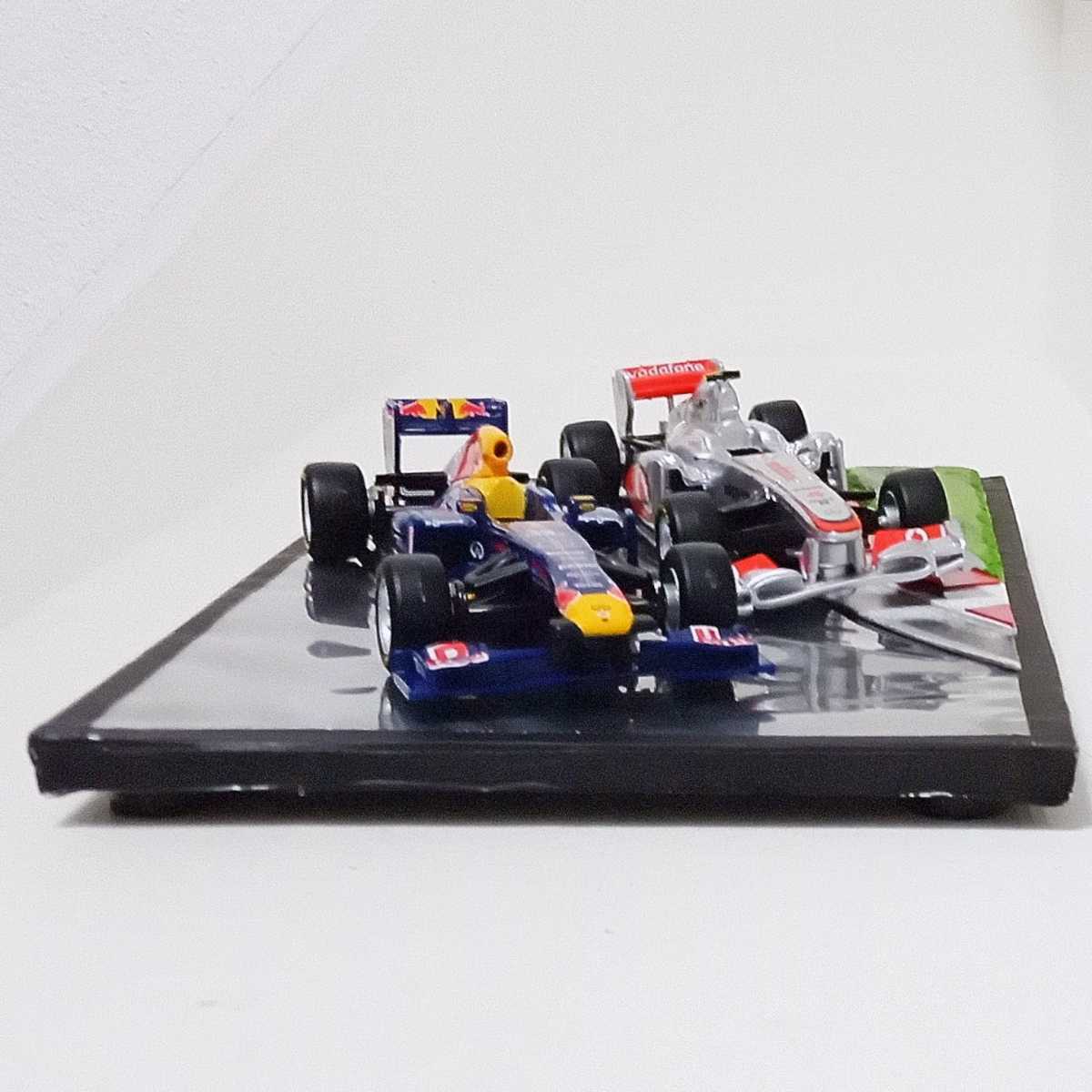 F1 circuit running scene hand made Mini geo llama 1/32 scale die-cast minicar Formula car racing car 2 pcs Junk 