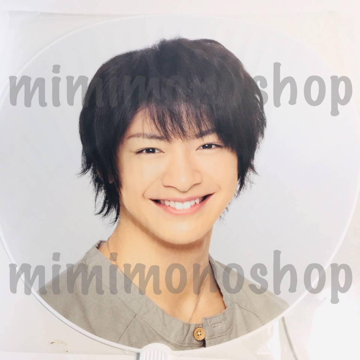 ◆即決★Hey!Say!JUMP 知念侑李【ジャンボ うちわ ２本 セット】福袋 まとめて 公式 グッズ/WORLD TOUR in JAPAN / 勇気100％ 全国ツアー_画像2