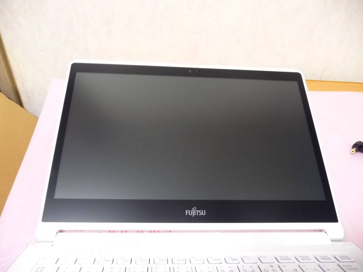 * выставленный товар ( хранение товар ) Fujitsu Note PC FMV LIFEBOOK LH55/C2 FMVL55C2WG[ ребенок предназначенный ][14 type не глянец /WIN10/Celeron3865U/SSD128GB/ стилус ]