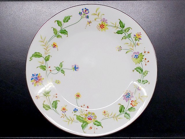 3QV売切！税無し☆Noritake(ノリタケ)☆NOUVEAU(ヌーボー)☆ディナープレート☆26.5cm☆2402☆丸皿☆大皿☆現品限り☆1106-5_画像1