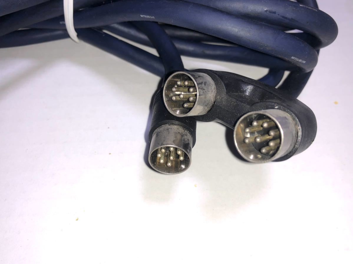 [ Junk ] old midi cable? 1-2 sharing type DIN 8 pin male - DIN 8 pin male 2 mouth 