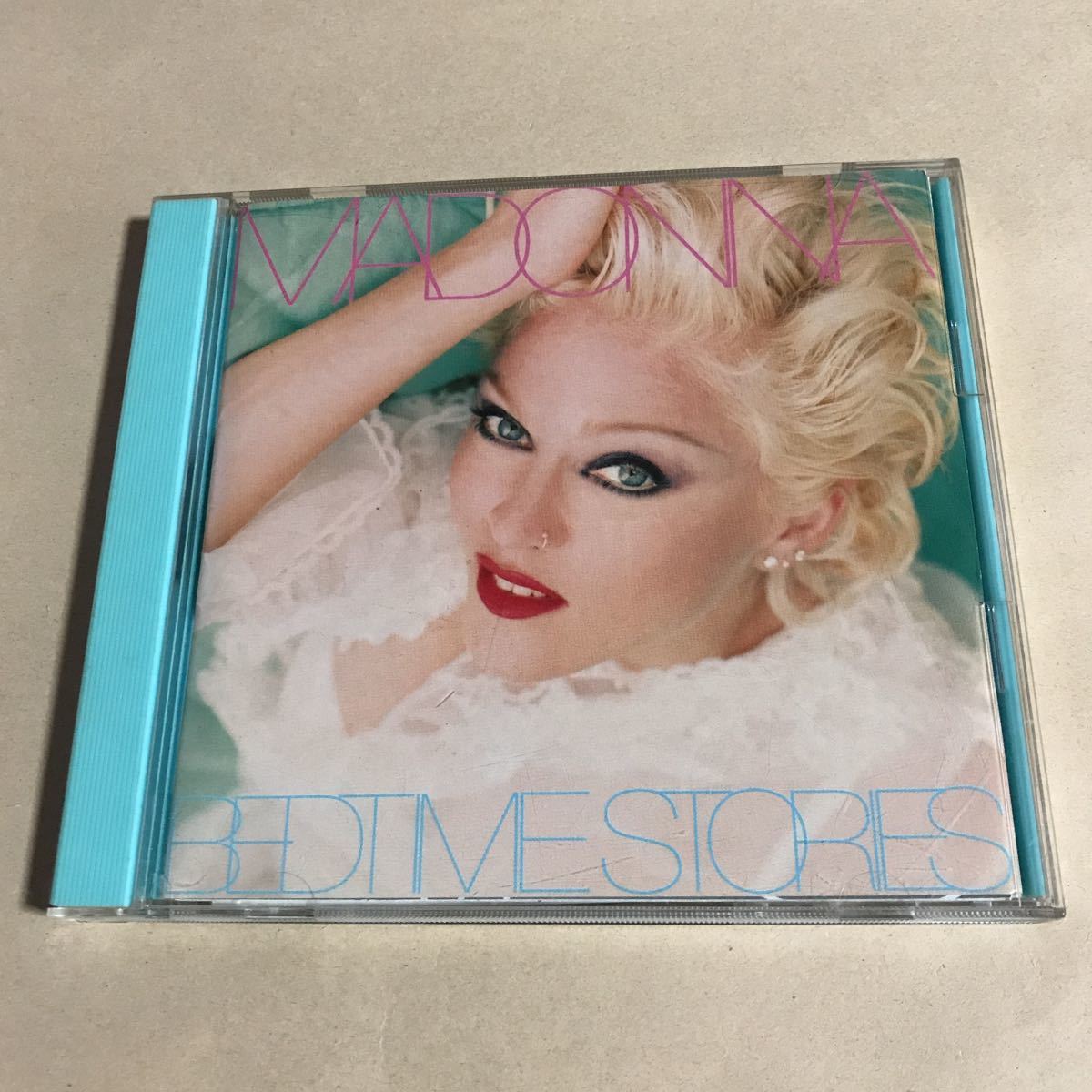 Madonna 1CD「BEDTIME STORIES」_画像1